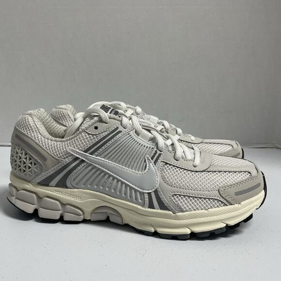Nike Air Zoom Vomero 5 Platinum Tint HF0731 007 Size 13 Mesh Runer White Grey main image 6